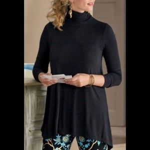 Soft Surroundings Black Long-Sleeve Turtleneck Tunic